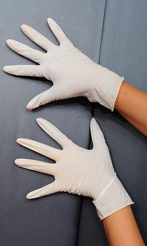 Latex Gloves (pack of 5) Latex Gloves (pack of 5)